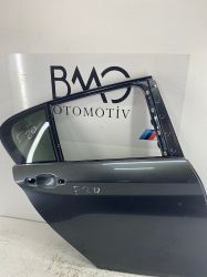 BMW F20 Sağ Arka Kapı 41527284516 (Füme)