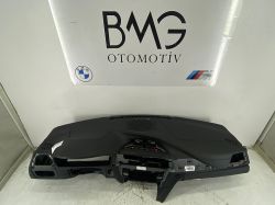 BMW F80 Göğüs 51458057586 | F80 Dikişli Göğüs (Siyah)
