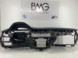 BMW X6 F16 Göğüs 51459298608 | F16 Head-Up Dikişli Göğüs (Siyah)