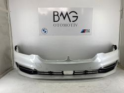 BMW G30 Ön Tampon 51117427441 (Sedef Beyaz)