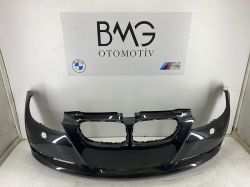 BMW E93 Ön Tampon 51117181306 (Siyah)