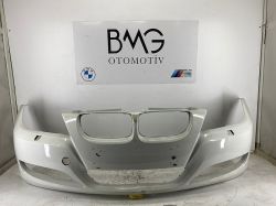 BMW E90 Lci Ön Tampon 51117204242 (Beyaz)