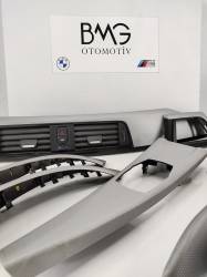 BMW F30 Beyaz Karbon M Komple Trim Set