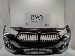 BMW X2 F39 Ön Tampon 51117499467 (Metalik Siyah)