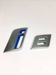 BMW İ8 Bagaj Logosu 51147351745