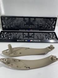 BMW F30 İKİLİ KAPI KOLU TUTAMAĞI MODERNLİNE (AÇIK BEJ) & MADE İN MUCH ÖN VE ARKA PLAKALIK SET